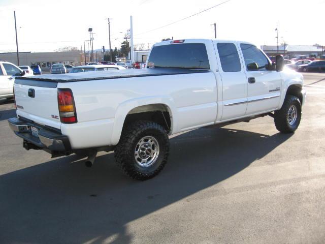 2007 GMC Sierra LS 2WD 4dr SUV