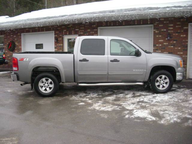 2007 GMC Sierra V8 R-design