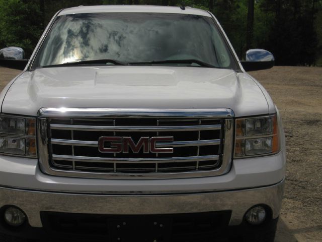 2008 GMC Sierra Unknown