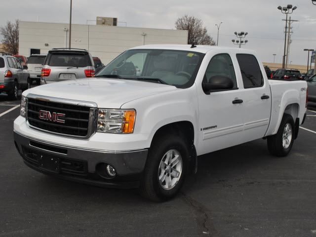 2009 GMC Sierra C300 Sport Sedan 4D