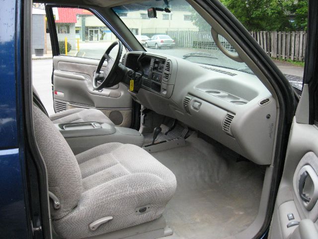 1995 GMC Sierra 1500 Denali Pickup 4D 6 1/2 Ft