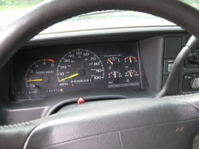 1995 GMC Sierra 1500 Denali Pickup 4D 6 1/2 Ft