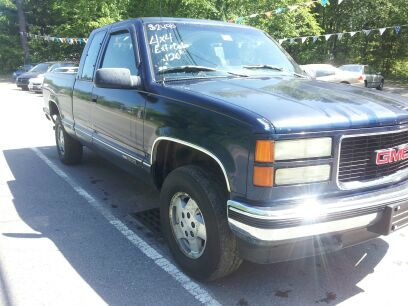 1995 GMC Sierra 1500 Denali Pickup 4D 6 1/2 Ft