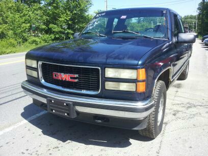 1995 GMC Sierra 1500 Denali Pickup 4D 6 1/2 Ft