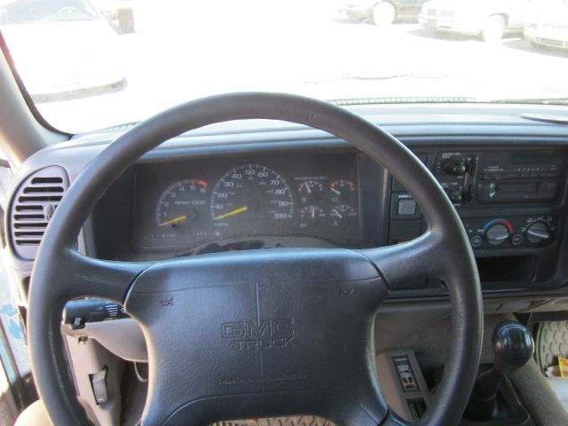 1996 GMC Sierra 1500 Luxury W/navigation