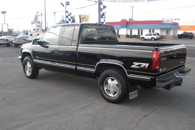 1996 GMC Sierra 1500 Denali Pickup 4D 6 1/2 Ft