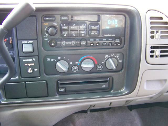 1998 GMC Sierra 1500 2500 LS 4WD