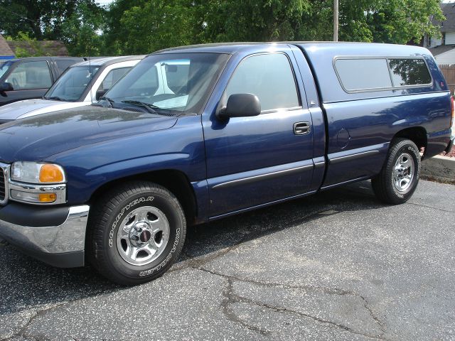 1999 GMC Sierra 1500 2003 Nissan Touring