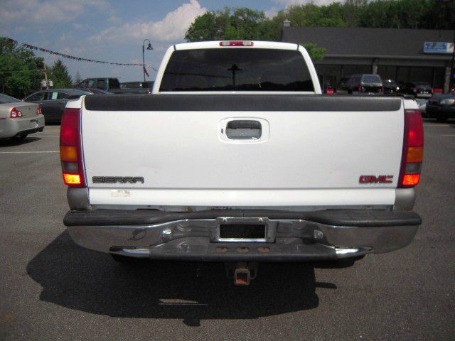 2000 GMC Sierra 1500 XLT Eddie