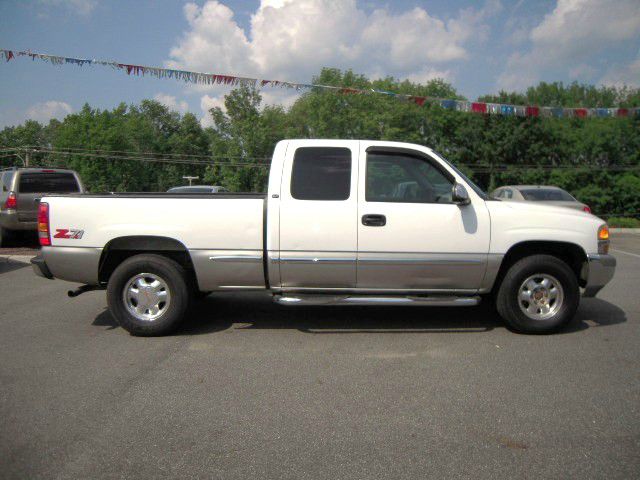 2000 GMC Sierra 1500 XLT Eddie