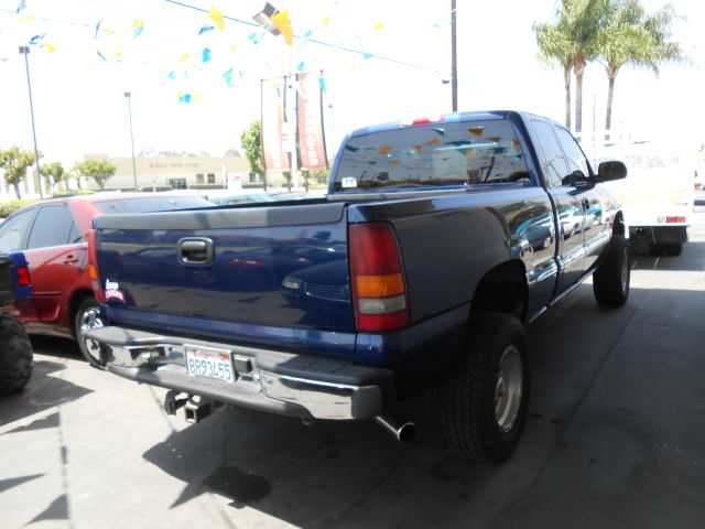 2000 GMC Sierra 1500 Adventure 4X4