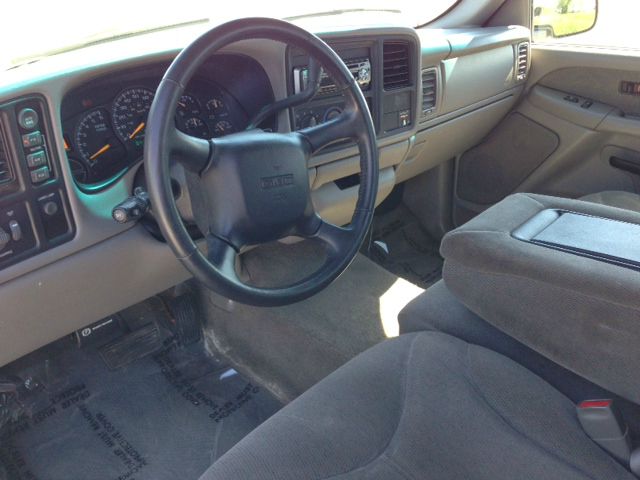 2000 GMC Sierra 1500 B1500 Chariot High Top Conversation