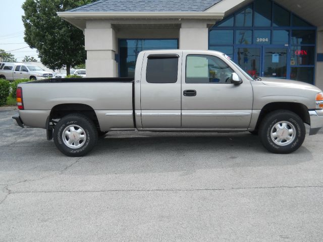 2001 GMC Sierra 1500 Standard 4X4 Hardtop