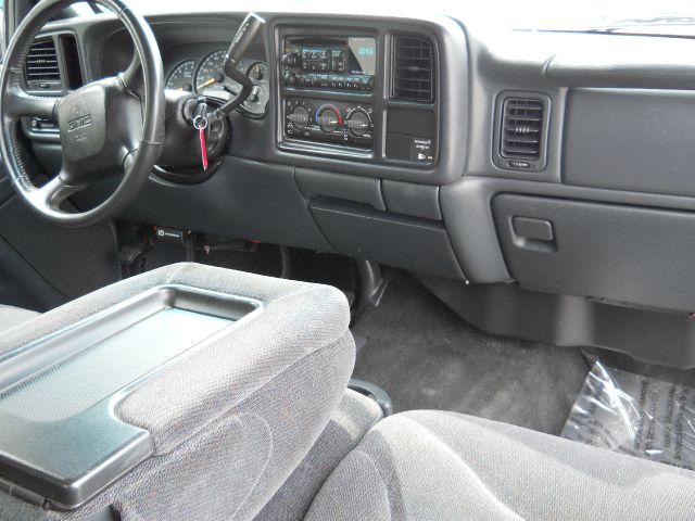 2001 GMC Sierra 1500 Standard 4X4 Hardtop