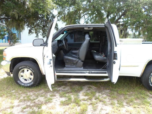 2001 GMC Sierra 1500 Standard 4X4 Hardtop