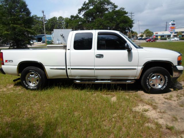 2001 GMC Sierra 1500 Standard 4X4 Hardtop