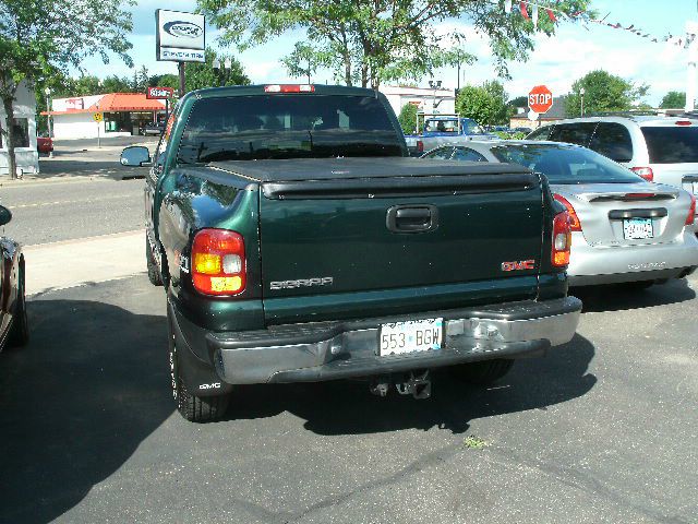 2001 GMC Sierra 1500 Standard 4X4 Hardtop