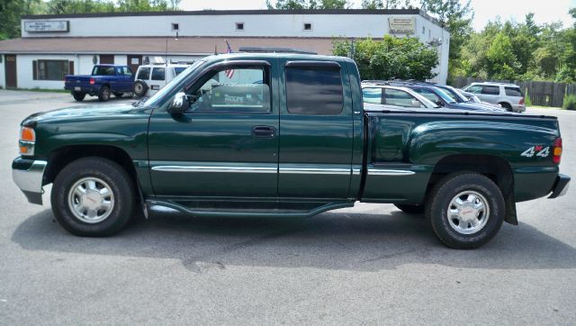 2001 GMC Sierra 1500 Standard 4X4 Hardtop