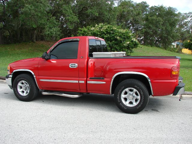 2001 GMC Sierra 1500 Luxury R350 4D Utility