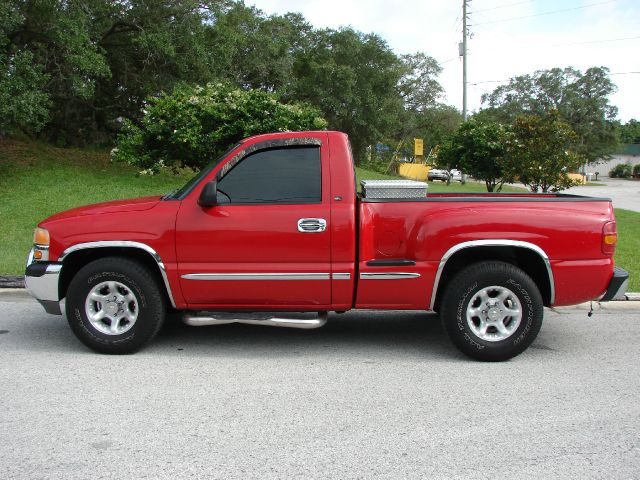 2001 GMC Sierra 1500 Luxury R350 4D Utility