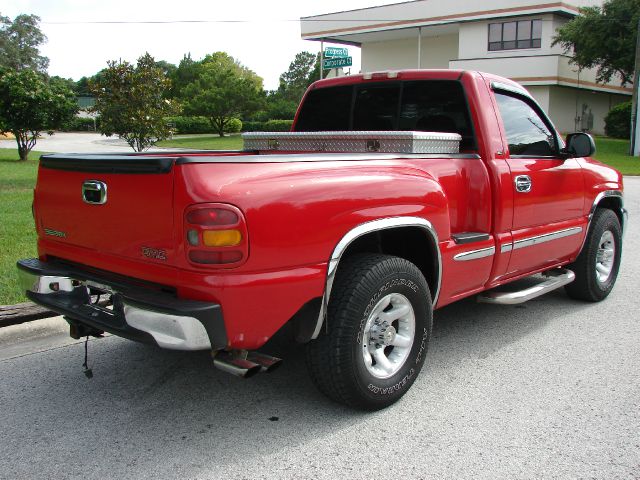 2001 GMC Sierra 1500 Luxury R350 4D Utility