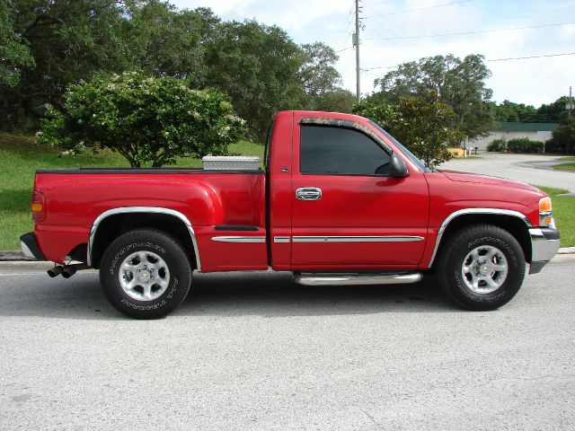 2001 GMC Sierra 1500 Luxury R350 4D Utility