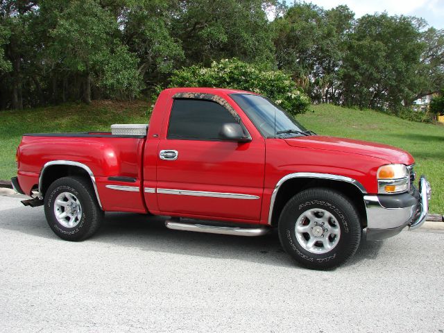 2001 GMC Sierra 1500 Luxury R350 4D Utility