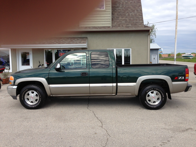 2001 GMC Sierra 1500 Standard 4X4 Hardtop