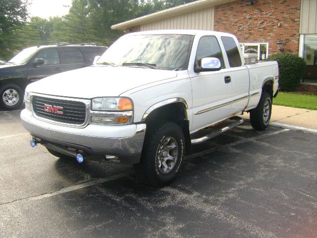 2002 GMC Sierra 1500 Standard 4X4 Hardtop