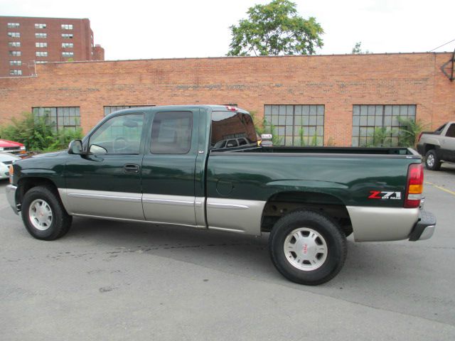 2002 GMC Sierra 1500 Standard 4X4 Hardtop