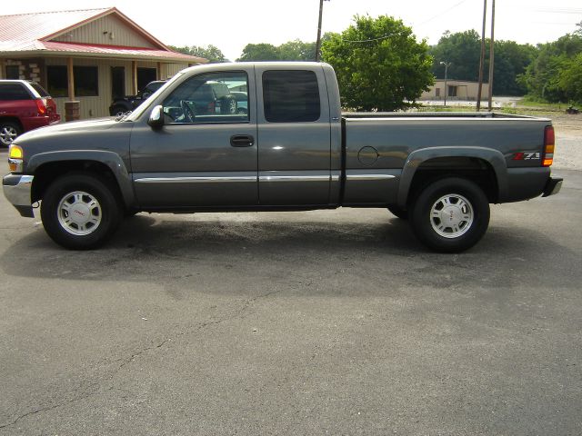 2002 GMC Sierra 1500 Standard 4X4 Hardtop