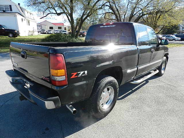 2002 GMC Sierra 1500 4DR SUV AT