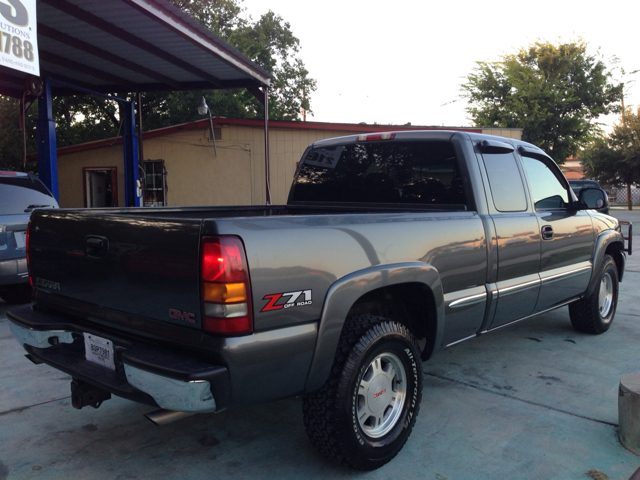 2002 GMC Sierra 1500 Standard 4X4 Hardtop