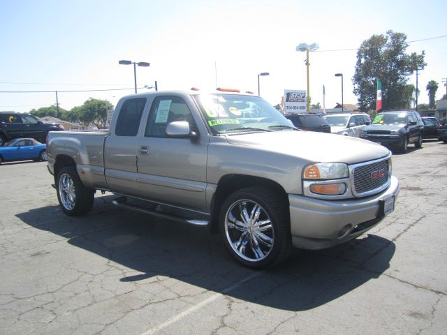 2002 GMC Sierra 1500 LE Sedan