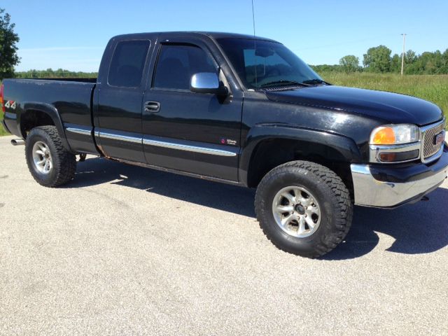 2002 GMC Sierra 1500 Standard 4X4 Hardtop