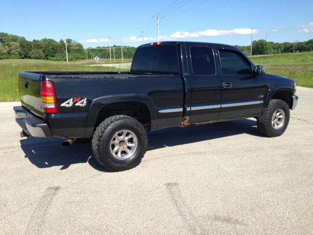 2002 GMC Sierra 1500 Standard 4X4 Hardtop