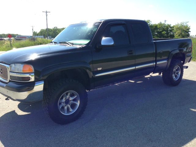 2002 GMC Sierra 1500 Standard 4X4 Hardtop