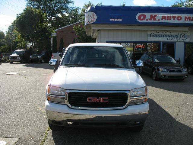 2002 GMC Sierra 1500 Standard 4X4 Hardtop