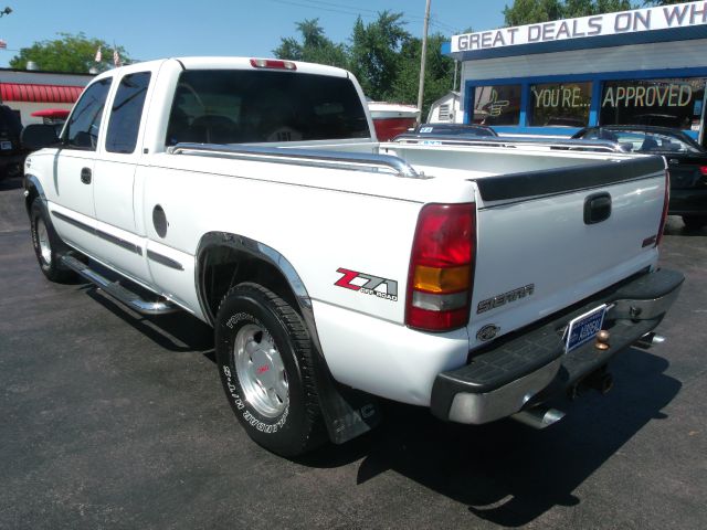 2002 GMC Sierra 1500 Standard 4X4 Hardtop