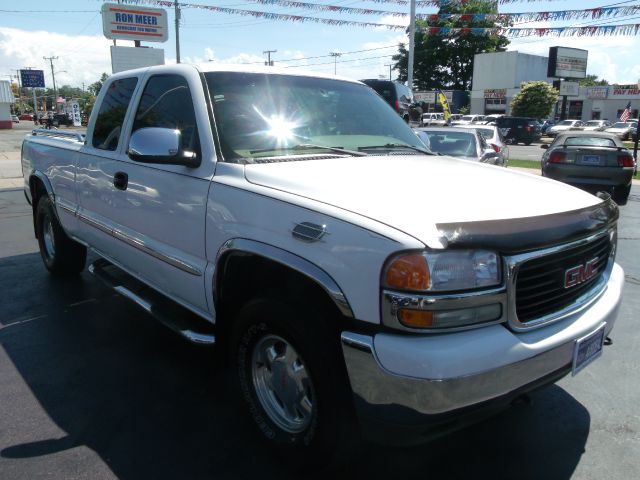 2002 GMC Sierra 1500 Standard 4X4 Hardtop