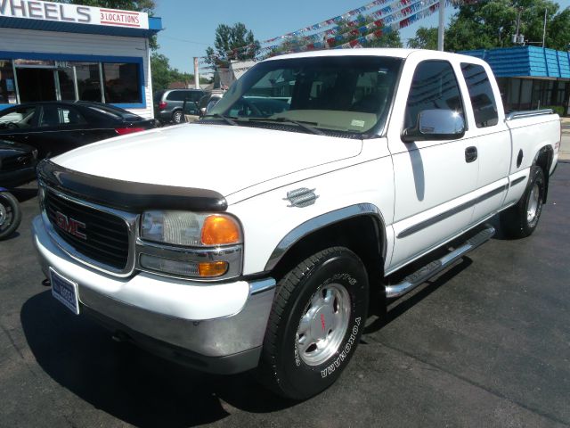 2002 GMC Sierra 1500 Standard 4X4 Hardtop