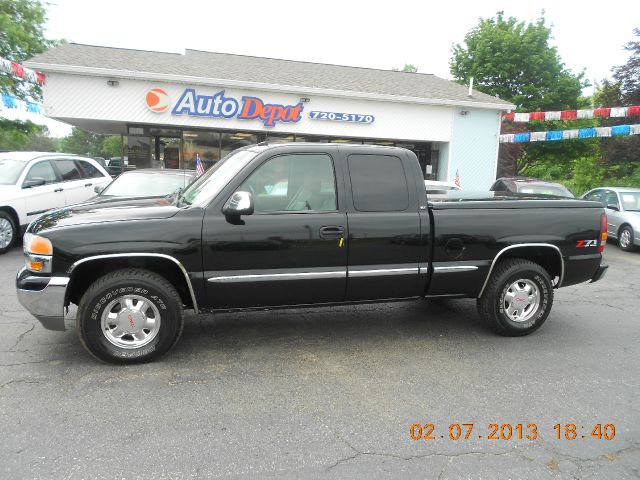 2002 GMC Sierra 1500 Standard 4X4 Hardtop