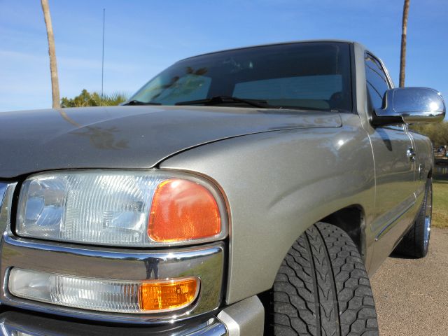 2003 GMC Sierra 1500 Cloth Buckets