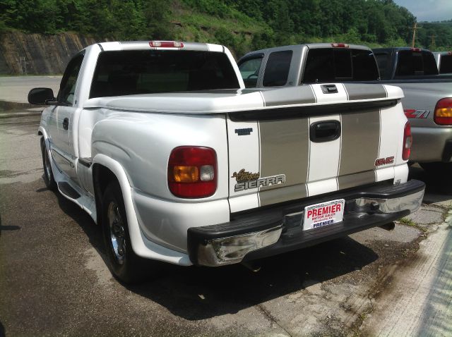 2003 GMC Sierra 1500 Cloth Buckets