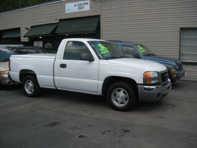 2003 GMC Sierra 1500 4dr Sdn Auto GLS w/XM