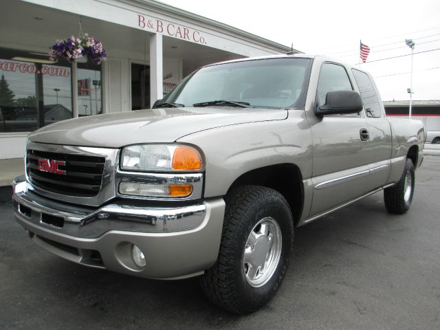 2003 GMC Sierra 1500 Standard 4X4 Hardtop