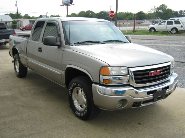 2003 GMC Sierra 1500 Standard 4X4 Hardtop