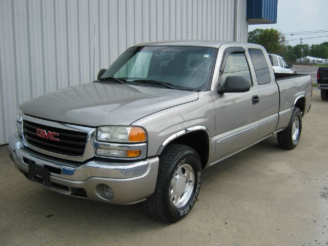 2003 GMC Sierra 1500 Standard 4X4 Hardtop