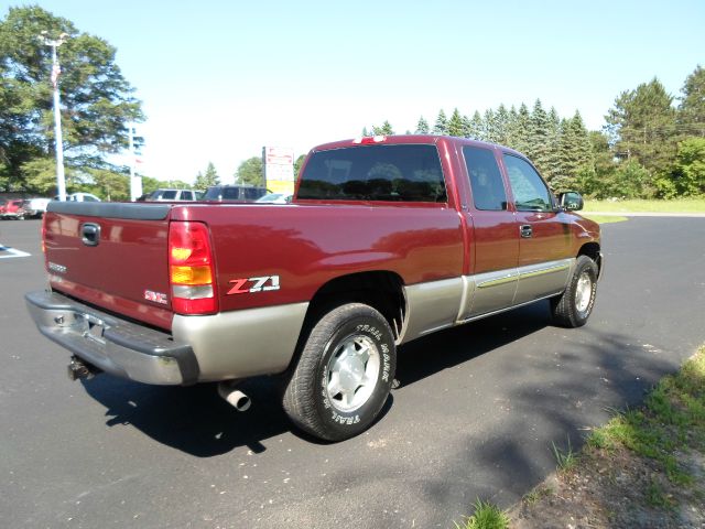 2003 GMC Sierra 1500 Standard 4X4 Hardtop