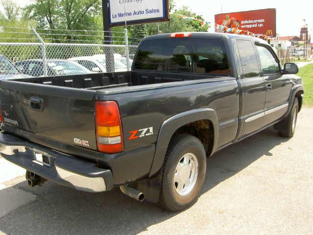 2003 GMC Sierra 1500 All-wheel-drive Premium